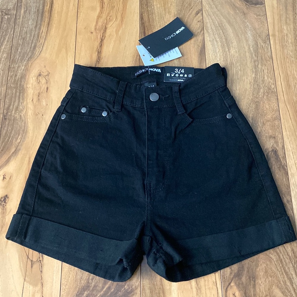 NWT FashionNova Shorts